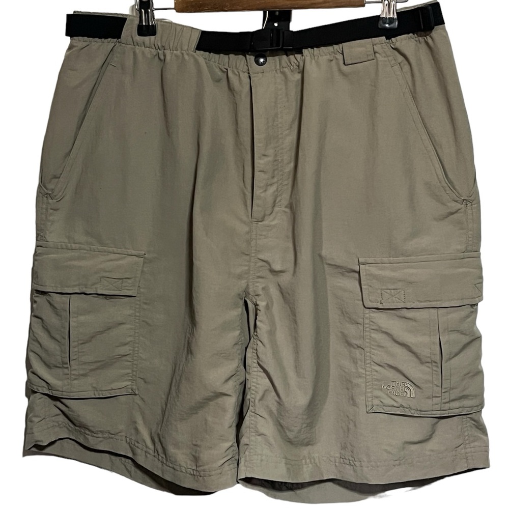 The North Face Nylon Tan Shorts Sz XL